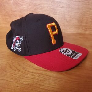 Pittsburgh Pirates Cooperstown Baseball Hat '47 Captain Snapback Black Red OSFA